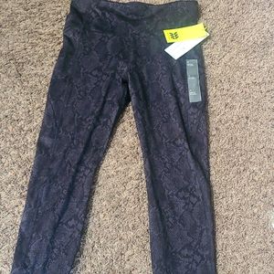 Ladies high-rise leggings